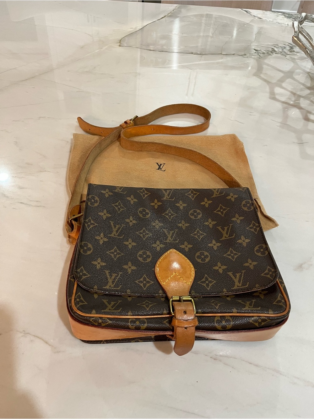 Vintage Louis Vuitton Cartouchiere Monogram crossbody shoulder bag - Picture 2 of 7